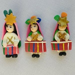 Trio of doll pins 3/$20.00